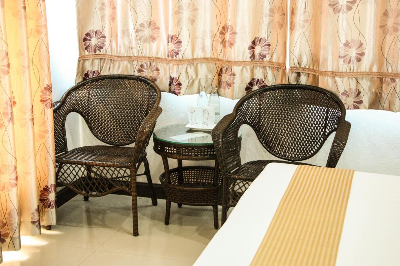 Iyara Hua Hin Lodge Buitenkant foto